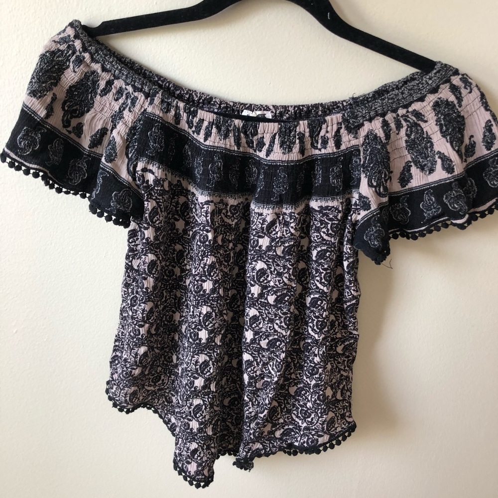 LA hearts top